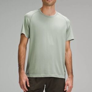 Lululemon Metal Vent Tech Tee